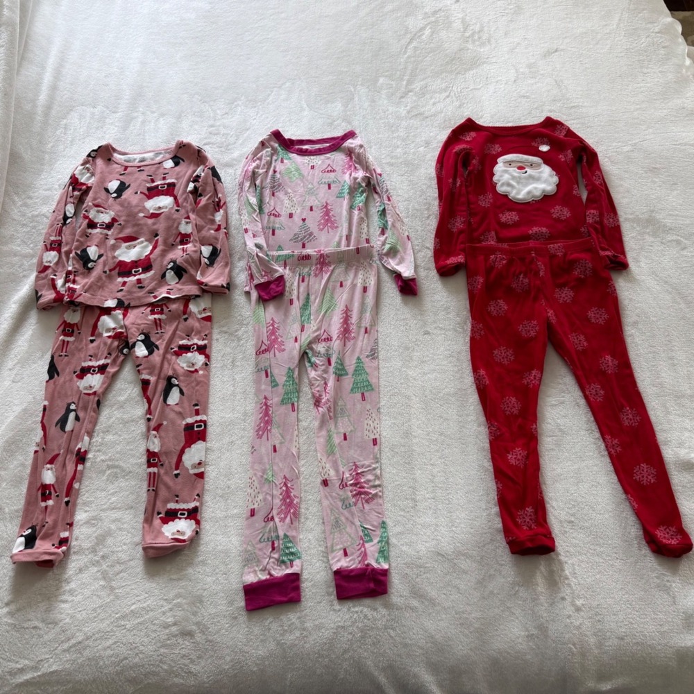 Kids Holiday Pajamas Set Christmas Santa Penguin Trees‎ Size 5T